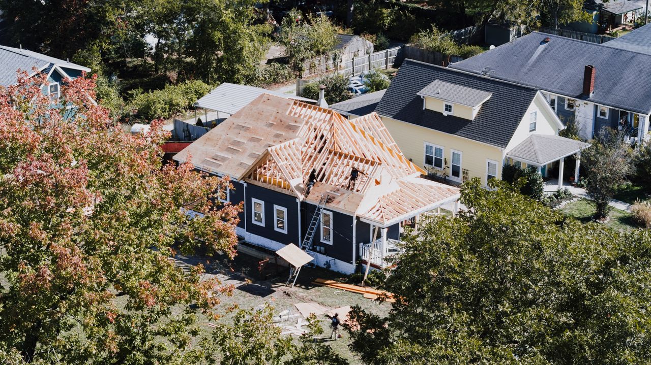 Roof installation on new residential construction